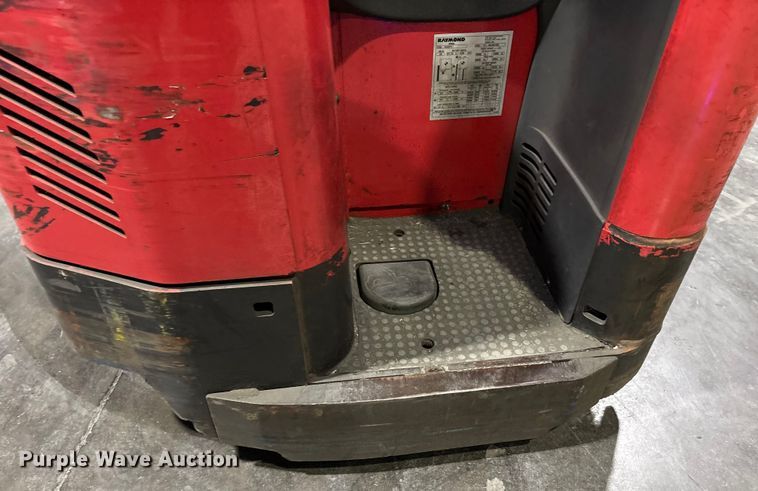 image for item FK1124 Raymond 750-R45TT reach truck