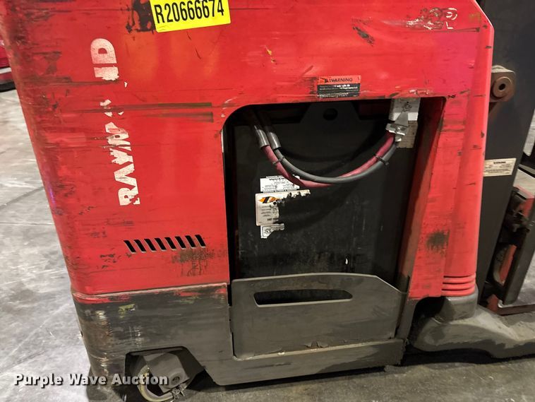 image for item FK1124 Raymond 750-R45TT reach truck