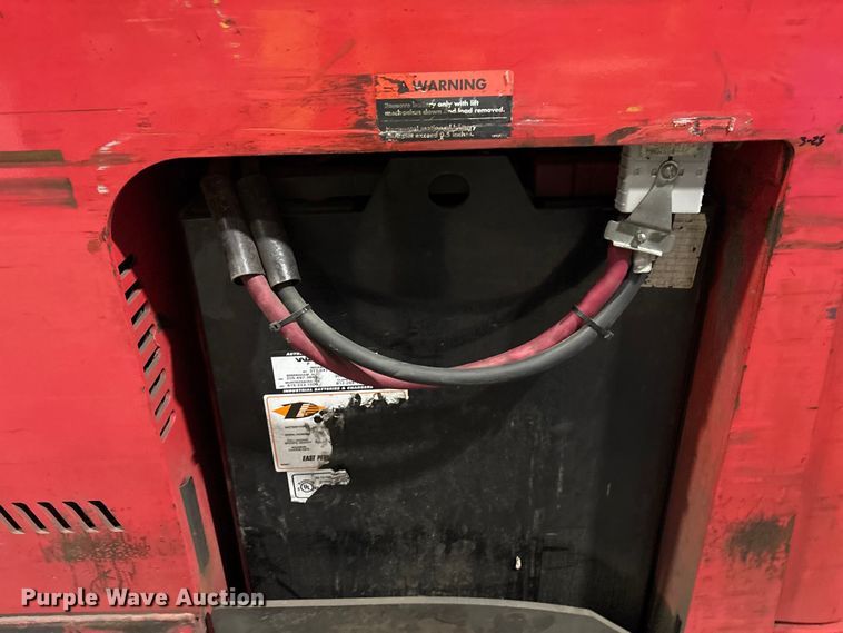 image for item FK1124 Raymond 750-R45TT reach truck