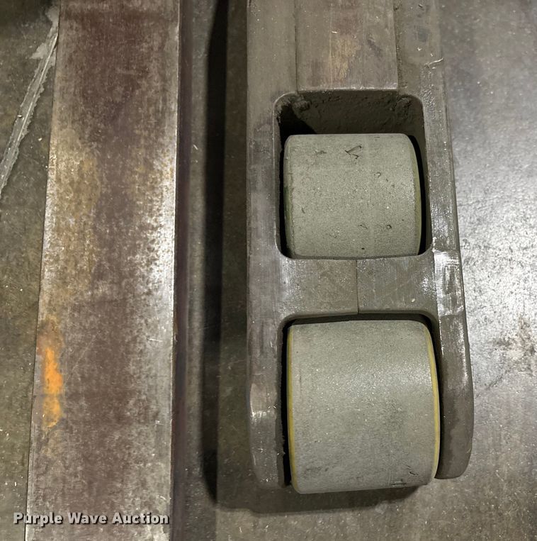 image for item FK1124 Raymond 750-R45TT reach truck