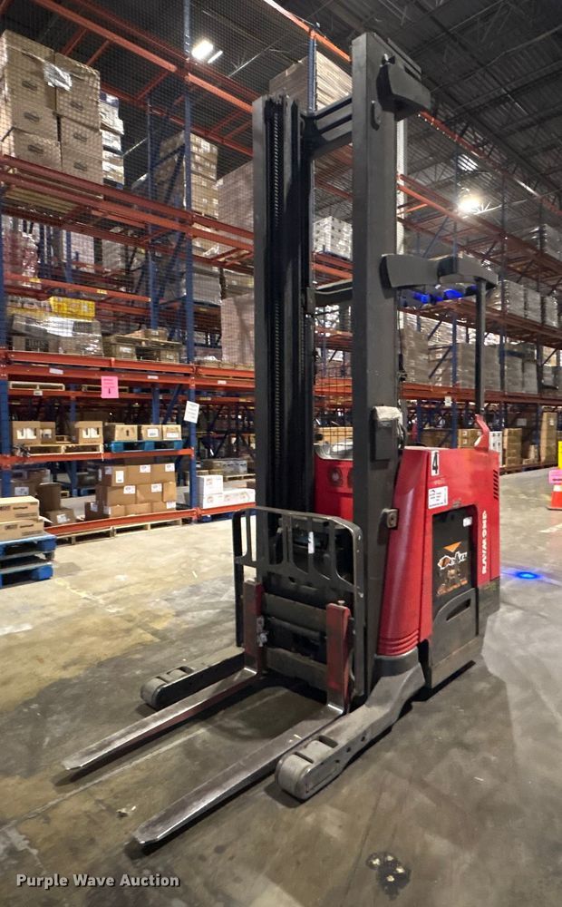 image for item FK1125 Raymond 750-R45TT reach truck