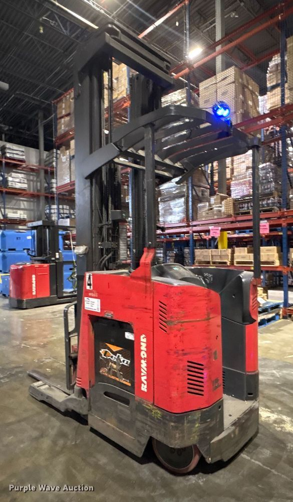 image for item FK1125 Raymond 750-R45TT reach truck