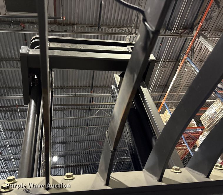 image for item FK1125 Raymond 750-R45TT reach truck