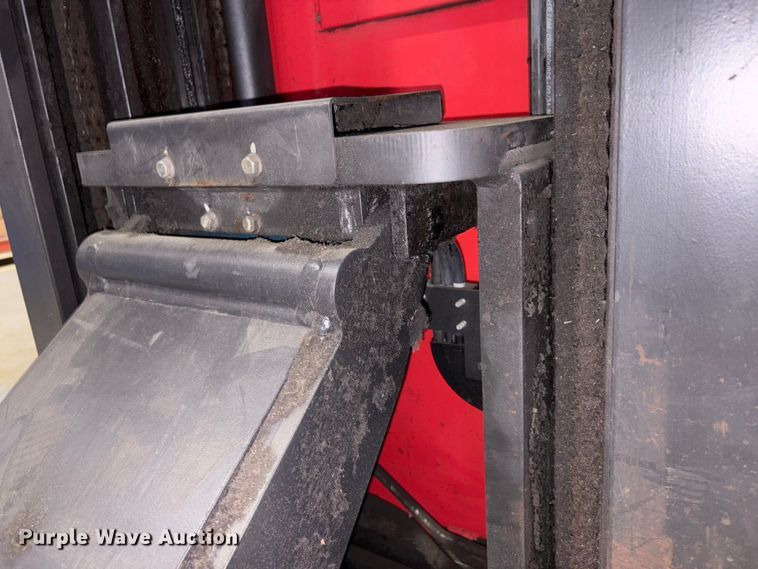 image for item FK1125 Raymond 750-R45TT reach truck