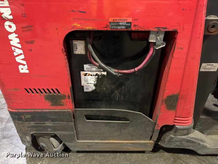 image for item FK1125 Raymond 750-R45TT reach truck