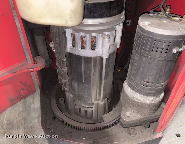 image for item FK1125 Raymond 750-R45TT reach truck