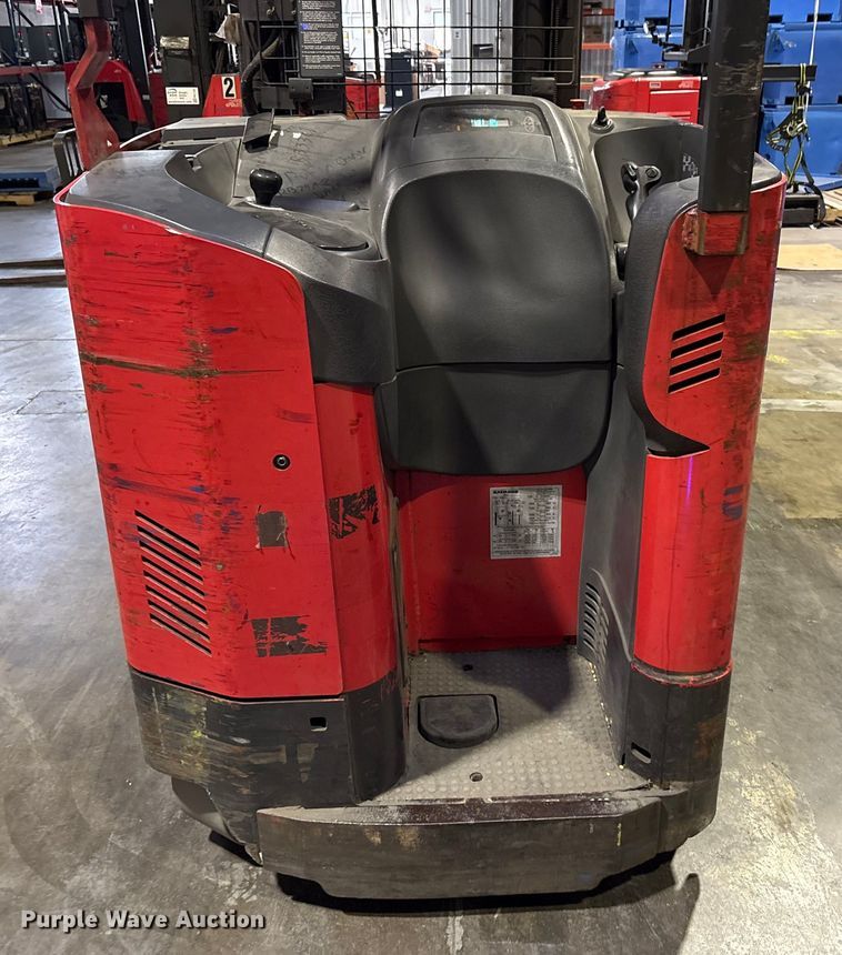 image for item FK1125 Raymond 750-R45TT reach truck