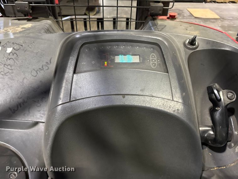 image for item FK1125 Raymond 750-R45TT reach truck