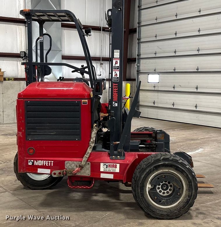 image for item FK1514 2017 Moffett M8 55.4 forklift