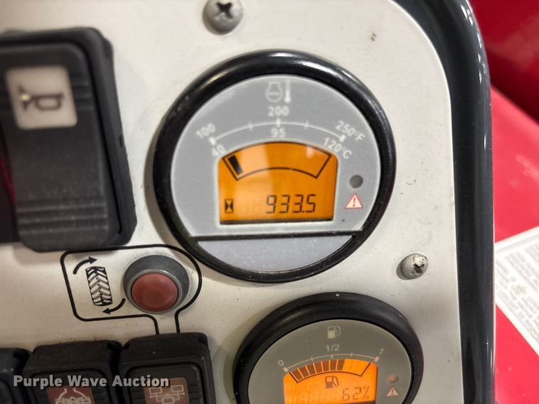 image for item FK1514 2017 Moffett M8 55.4 forklift