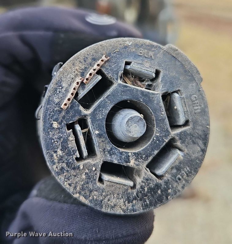 image for item FN5519 2003 Sundowner Stampede livestock trailer