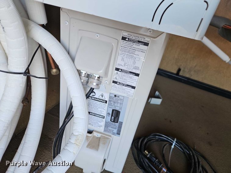 image for item FN5539 (2) CIMC CB22-05-02 office shipping containers