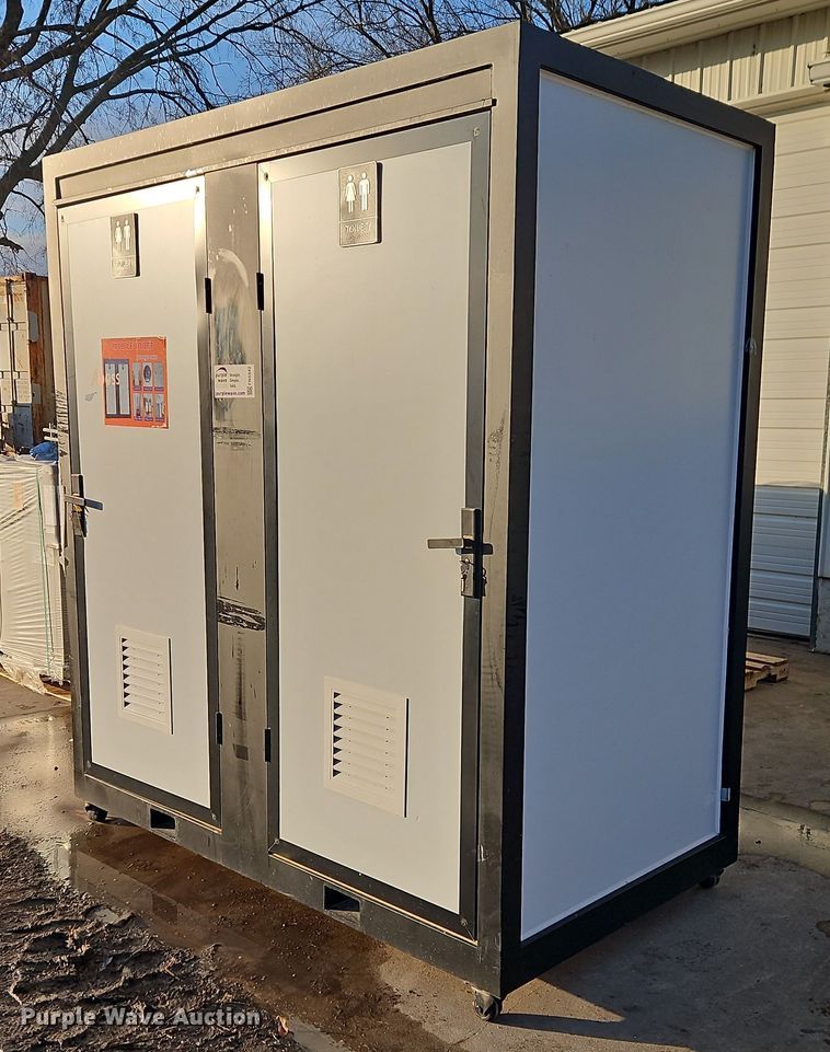 image for item FN5542 Aboss mobile restroom