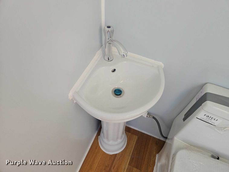 image for item FN5542 Aboss mobile restroom