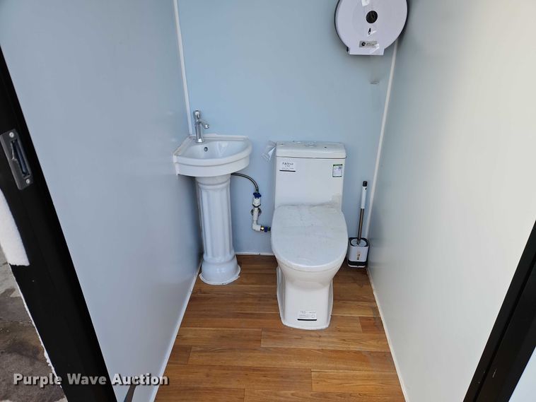 image for item FN5543 Aboss mobile restroom