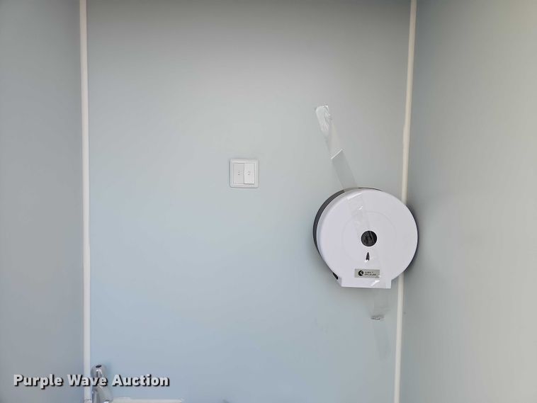 image for item FN5543 Aboss mobile restroom