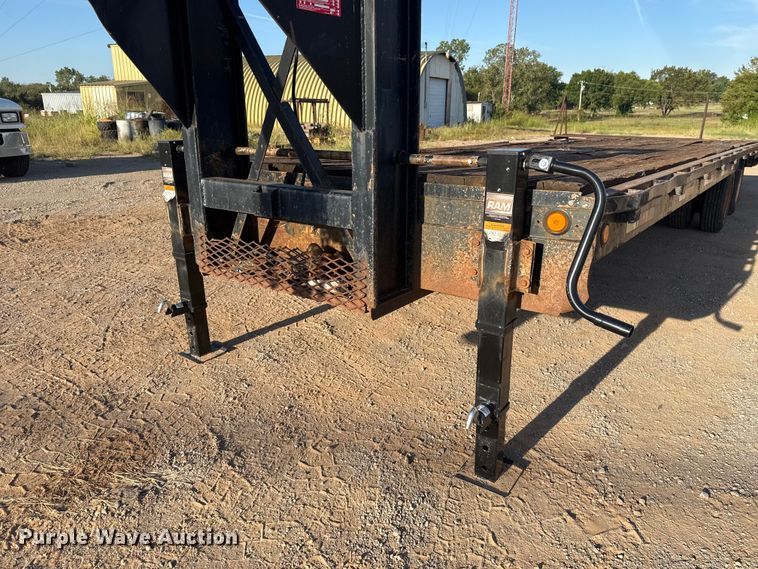 image for item GH9384 1994 Belshe DT-255 equipment trailer