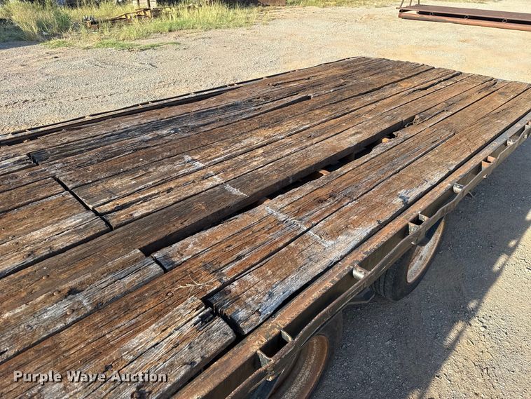 image for item GH9384 1994 Belshe DT-255 equipment trailer