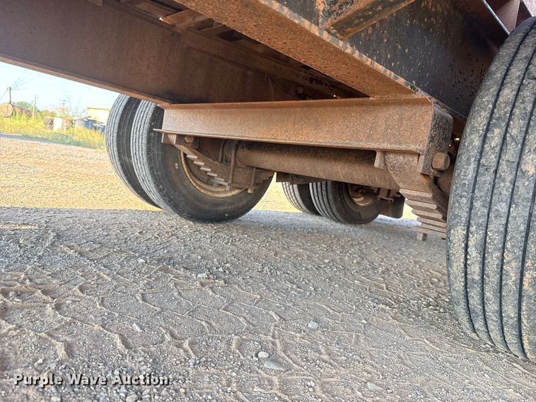 image for item GH9384 1994 Belshe DT-255 equipment trailer