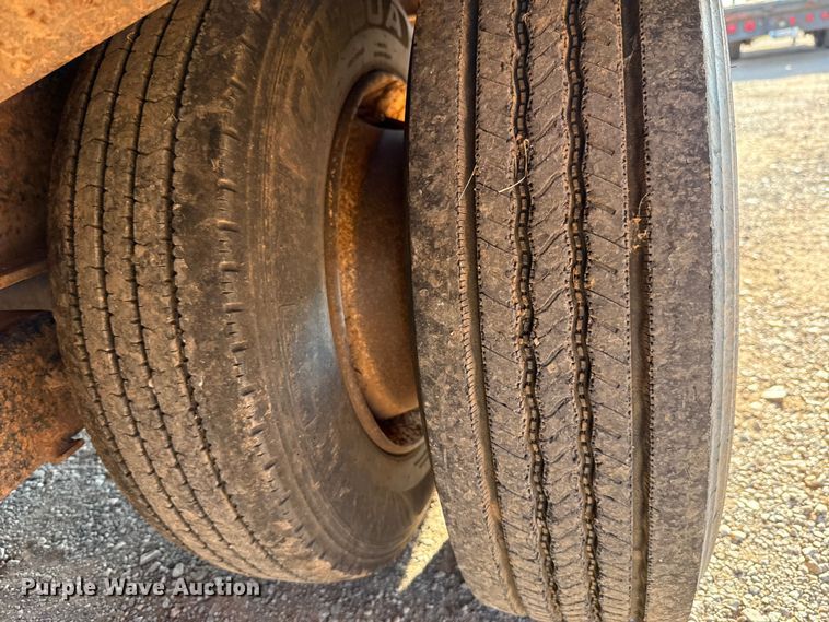 image for item GH9385 2002 Kargo King equipment trailer