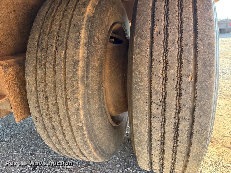 image for item GH9385 2002 Kargo King equipment trailer