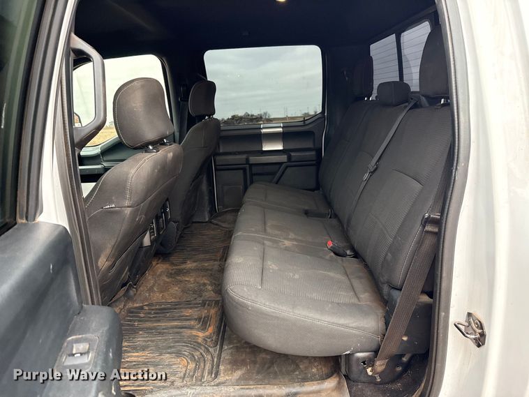 image for item HI9400 2015 Ford F150 Crew Cab pickup truck