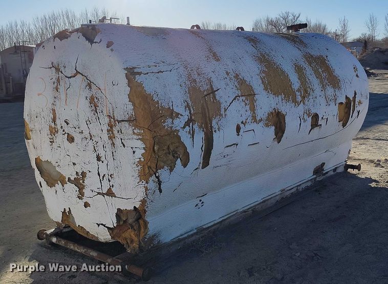 image for item IH9414 (2) tanks