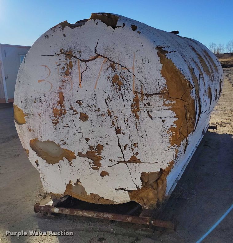 image for item IH9414 (2) tanks