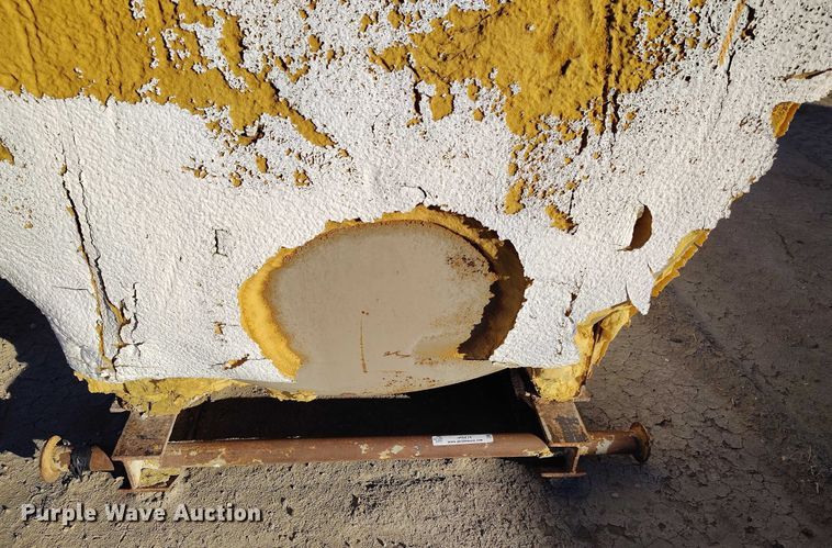 image for item IH9414 (2) tanks