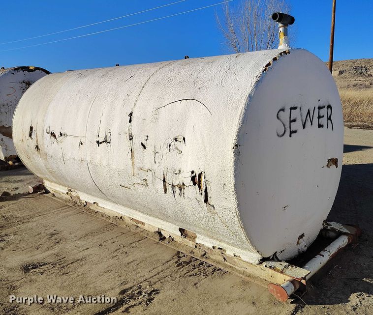 image for item IH9414 (2) tanks