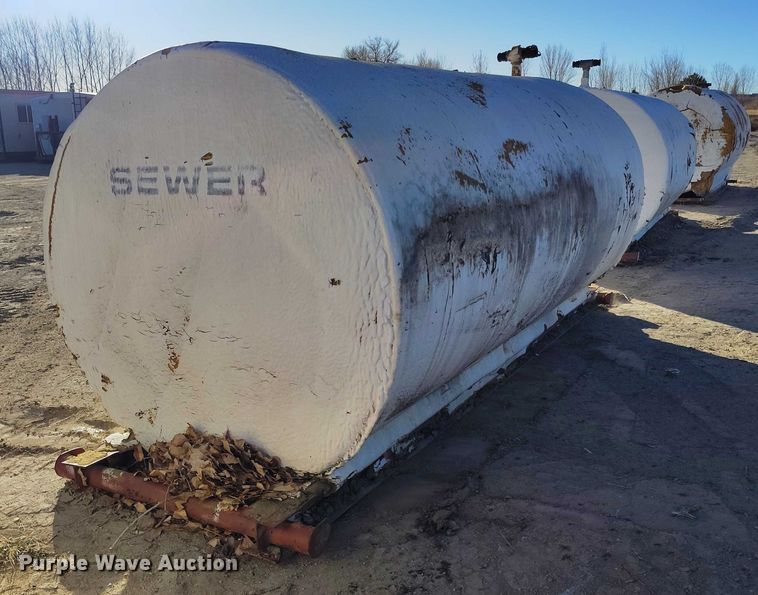 image for item IH9415 (2) septic tanks