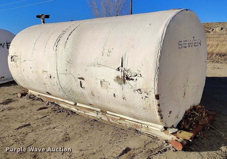 image for item IH9415 (2) septic tanks