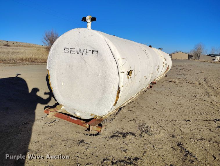 image for item IH9415 (2) septic tanks