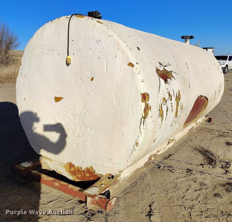 image for item IH9415 (2) septic tanks