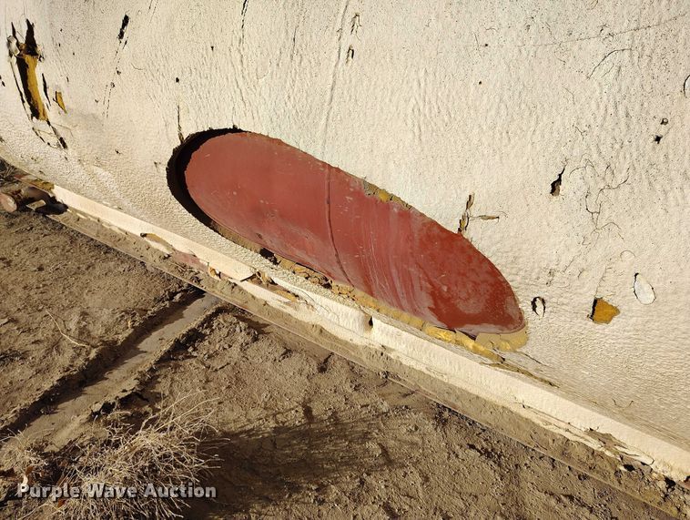 image for item IH9415 (2) septic tanks