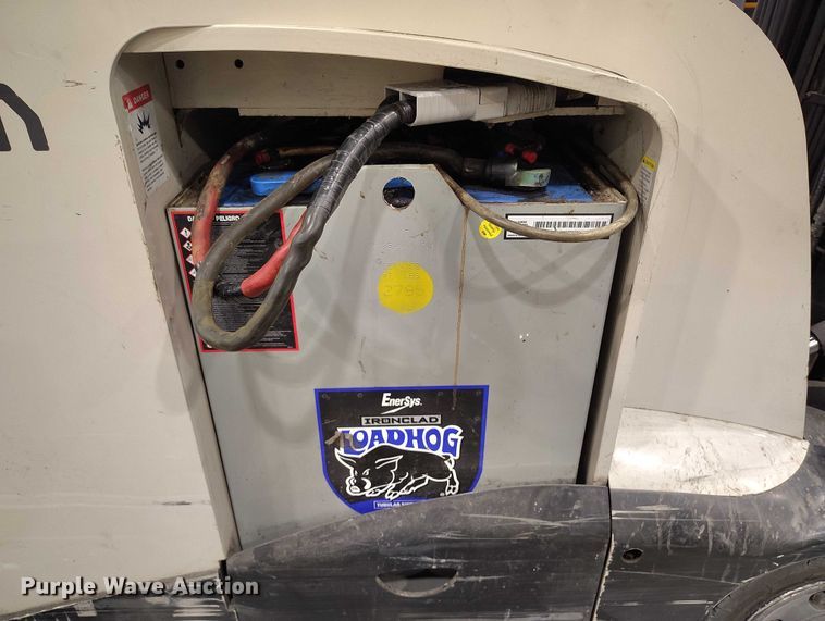 image for item IH9416 2017 Crown RC5545-40 forklift