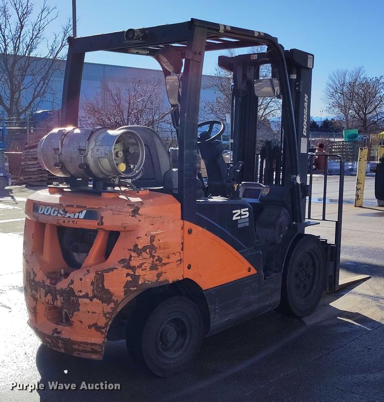 image for item IH9421 2018 Doosan G25-7 forklift