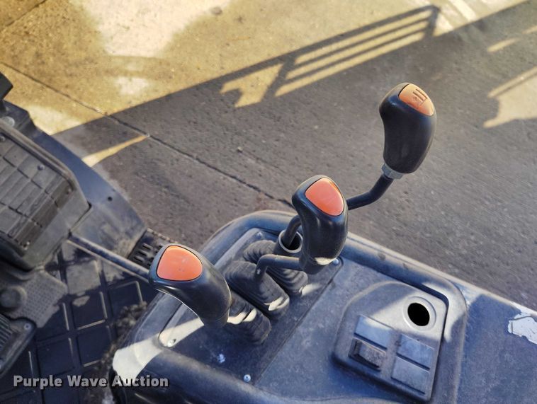 image for item IH9421 2018 Doosan G25-7 forklift