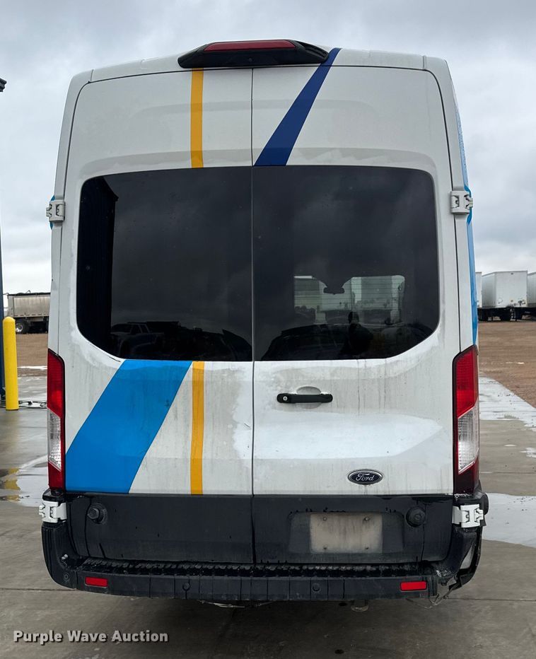 image for item NB9017 2019 Ford Transit 350 van
