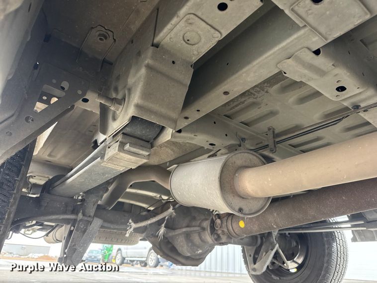 image for item NB9017 2019 Ford Transit 350 van