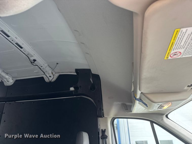 image for item NB9017 2019 Ford Transit 350 van