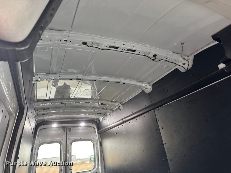 image for item NB9017 2019 Ford Transit 350 van