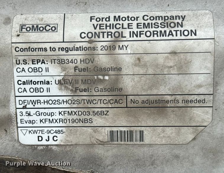 image for item NB9017 2019 Ford Transit 350 van