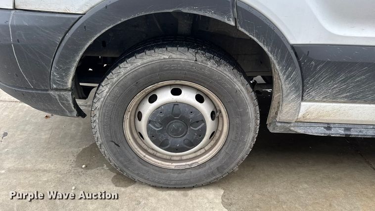 image for item NB9017 2019 Ford Transit 350 van