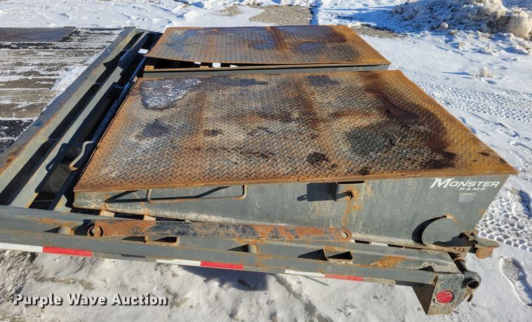 image for item NO9874 2017 PJ equipment trailer