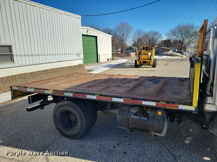 image for item NO9879 1986 Chevrolet 40 Tiltmaster dump flatbed truck