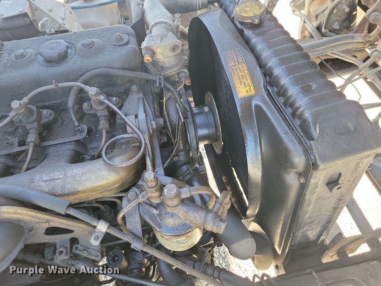 image for item NO9879 1986 Chevrolet 40 Tiltmaster dump flatbed truck