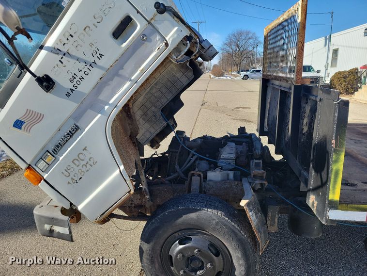 image for item NO9879 1986 Chevrolet 40 Tiltmaster dump flatbed truck