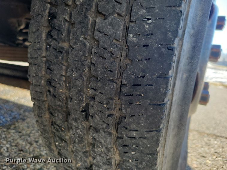 image for item NO9879 1986 Chevrolet 40 Tiltmaster dump flatbed truck