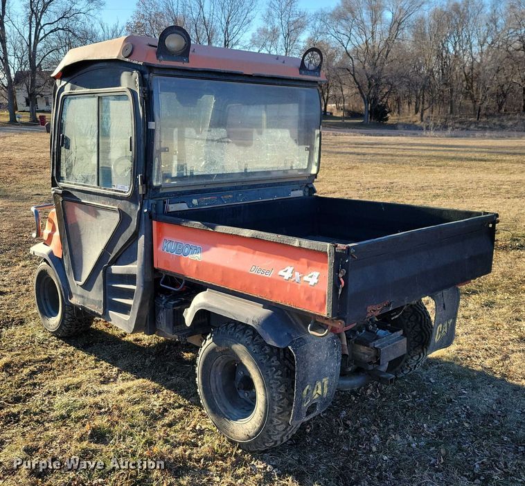 image for item NO9886 2001 Kubota RTV900 utility vehicle